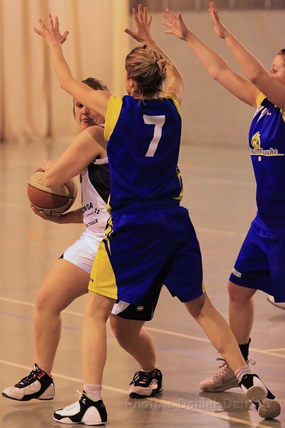BCA009.jpg