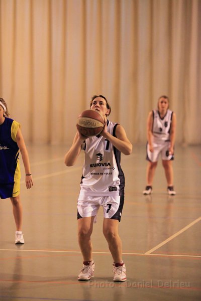 BCA072.jpg