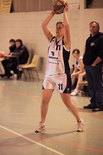 BCA073.jpg